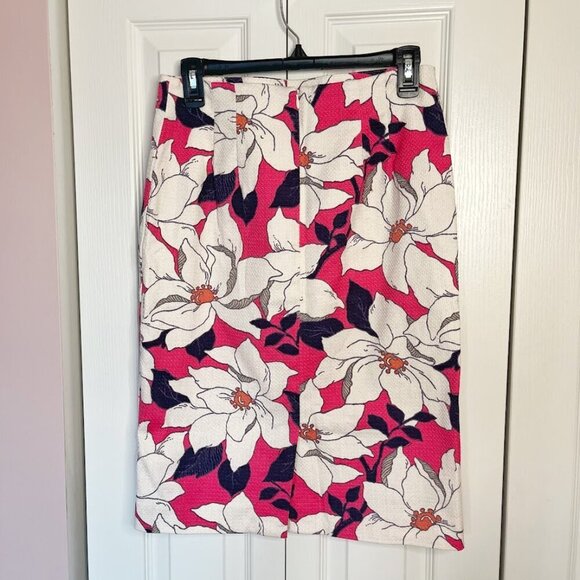 Ann Taylor Floral Hibiscus Lined Textured Spring Summer Pencil Straight Skirt - Picture 3 of 9